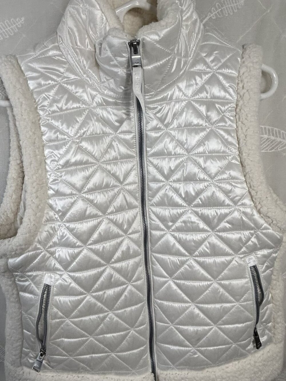 DKNY White Jacket – Size M – Like New